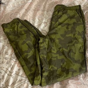 Army print pants